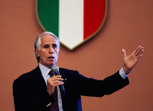 Serie A - Le parole di Malagò sulla possibile riapertura degli stadi Serie A - Le parole di Malagò sulla possibile riapertura degli stadi