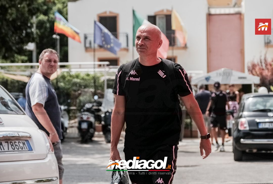 FOTO Bari-Palermo, rosanero in partenza da “Casena dei Colli” (Gallery) - immagine 40