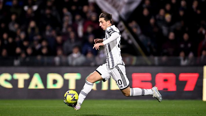 Miretti KO contro ACF. Il babbo polemizza: “In Italia godono per gli infortuni” - immagine 1