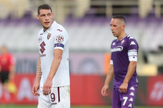 FLORENCE, ITALY - SEPTEMBER 19: Andrea Belotti of Torino FC looks on during the Serie A match between ACF Fiorentina and Torino FC at Stadio Artemio Franchi on September 19, 2020 in Florence, Italy. (Photo by Gabriele Maltinti/Getty Images) FLORENCE, ITALY - SEPTEMBER 19: Andrea Belotti of Torino FC looks on during the Serie A match between ACF Fiorentina and Torino FC at Stadio Artemio Franchi on September 19, 2020 in Florence, Italy. (Photo by Gabriele Maltinti/Getty Images)