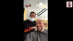 VIDEO / Pepe Reina, che ugola! Scatenato dal barbiere