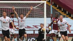 Gol non gol dello Sheffield, Carragher: “Hanno messo la camicia di forza al Var” – I tabloid gridano allo scandalo!