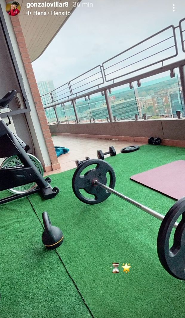 Villar si prepara al rientro: allenamento sul terrazzo di casa – FOTO- immagine 2