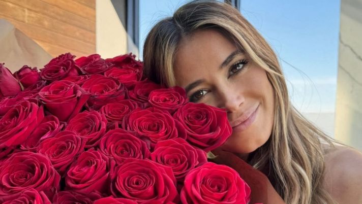 Rose rosse per Diletta: tante, profumate e firmate Karius… - immagine 1
