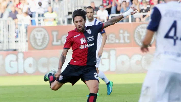 CAGLIARI, ITALY - OCTOBER 28:  Lucas Castro of Cagliari scores his goal  2-0   during the Serie A match between Cagliari and Chievo Verona at Sardegna Arena on October 28, 2018 in Cagliari, Italy.  (Photo by Enrico Locci/Getty Images)