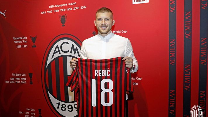 Ante Rebic, nuovo numero 18 del Milan (credits: acmilan.com) 