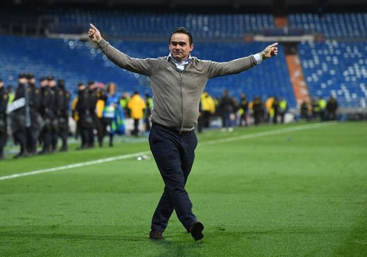(Photo by David Ramos/Getty Images) Anversa, Marc Overmars: “Il mio cuore funziona ancora, ma solo al 45 per cento”- immagine 2