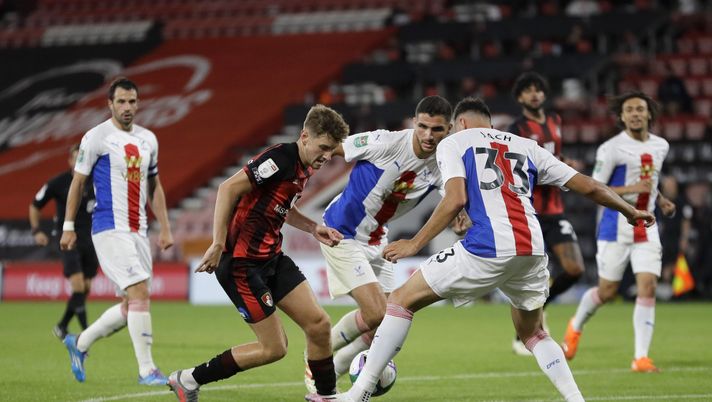 BOURNEMOUTH, ENGLAND - SEPTEMBER 15: David Brooks of AFC Bournemouth battles for possession with Ryan Inniss and Jaroslaw
Jach of Crystal Palace during the Carabao Cup Second Round match between AFC Bournemouth and Crystal Palace at Vitality Stadium on September 15, 2020 in Bournemouth, England. (Photo by Kirsty Wigglesworth - Pool/Getty Images) BOURNEMOUTH, ENGLAND - SEPTEMBER 15: David Brooks of AFC Bournemouth battles for possession with Ryan Inniss and Jaroslaw
Jach of Crystal Palace during the Carabao Cup Second Round match between AFC Bournemouth and Crystal Palace at Vitality Stadium on September 15, 2020 in Bournemouth, England. (Photo by Kirsty Wigglesworth - Pool/Getty Images)