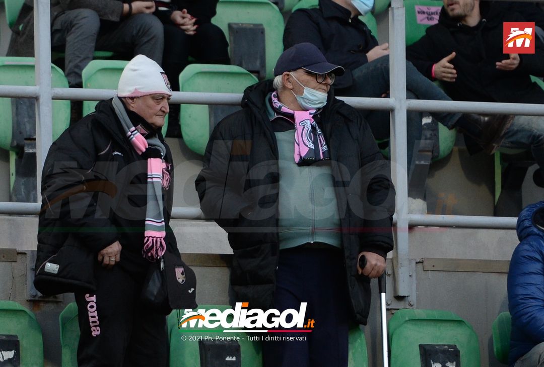 FOTO, i tifosi allo stadio per Palermo – Bari 0-0 (Gallery) - immagine 46