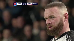 VIDEO Derby County-Manchester United, l’ex capitano Rooney bloccato dalla grande prestazione di Romero: gli highlights