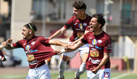 Antonini, l’amico di Maradona acquista il Trapani: “Cosa mi disse Diego 7 mesi prima di morire”- immagine 5