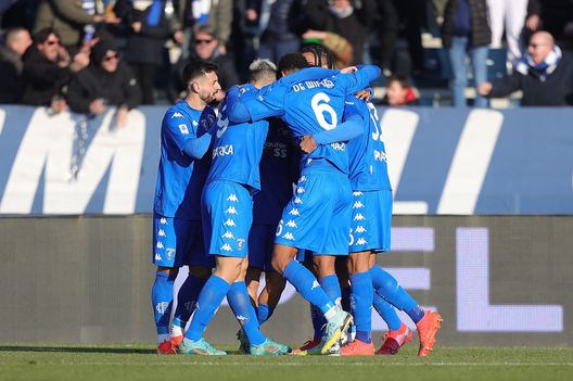 EMPOLI, ITALY - JANUARY 28: Sebastiano Luperto of Empoli FC celebrates after scoring the opening goal during the Serie A match between Empoli FC and Torino FC at Stadio Carlo Castellani on January 28, 2023 in Empoli, Italy. (Photo by Gabriele Maltinti/Getty Images)