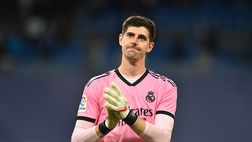 Clasicazo, la foto della resa: Thibaut Courtois si scusa con i tifosi del Real Madrid