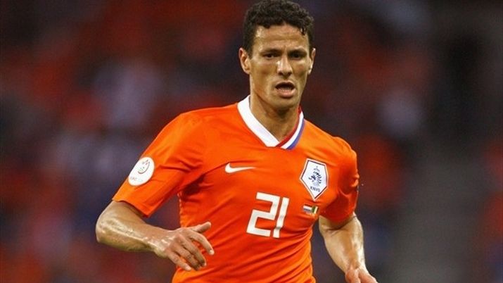 L’olandese Boulahrouz «Sogno la maglia giallorossa» - immagine 1