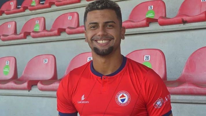 Paolo Maldini ha 22 anni…e gioca in Portogallo: nuovo acquisto del Trofense! Paolo Maldini ha 22 anni…e gioca in Portogallo: nuovo acquisto del Trofense! - immagine 1