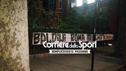 Striscione a Londra sotto casa di Baldini: “Roma ti schifa”