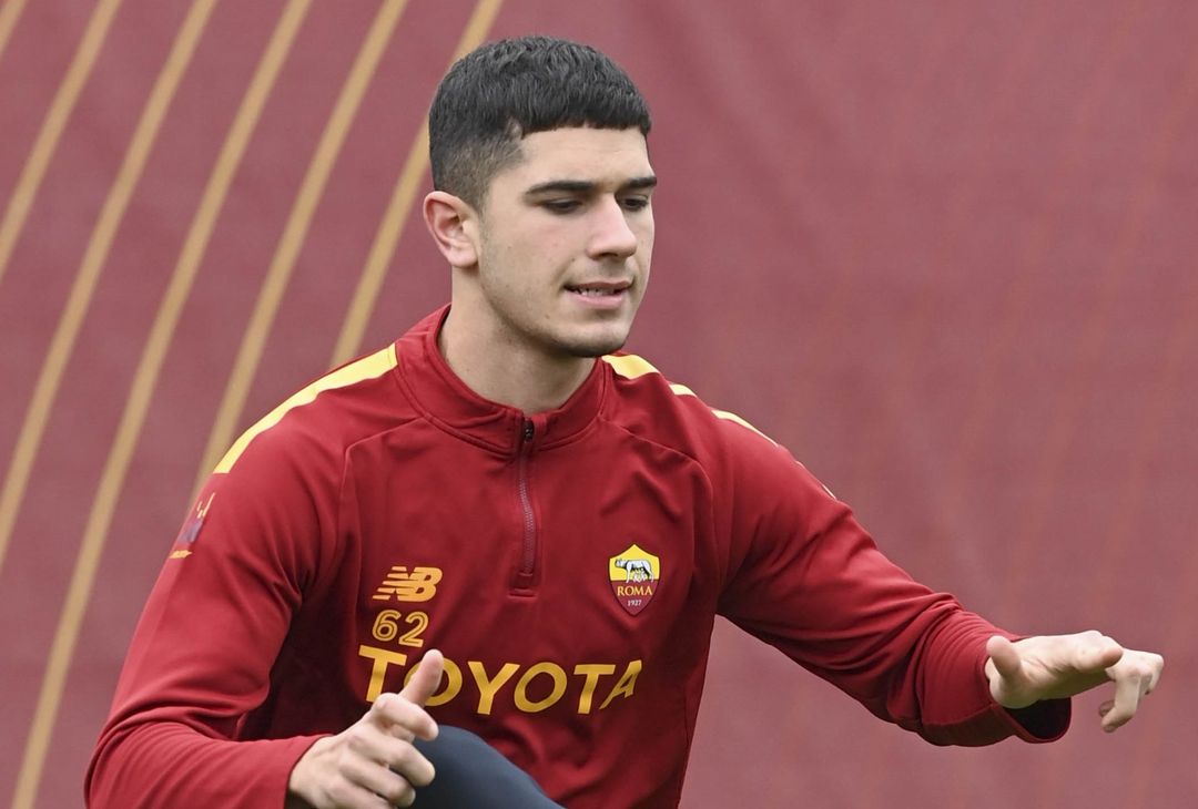 Roma, allenamento sotto la pioggia: Abraham in campo senza maschera – FOTO GALLERY - immagine 7