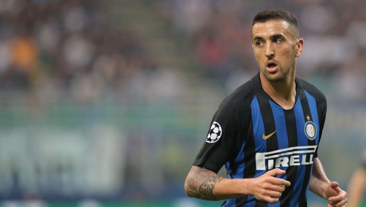 MILAN, ITALY - SEPTEMBER 18: Matias Vecino of FC Internazionale looks on during the Group B match of the UEFA Champions League between FC Internazionale and Tottenham Hotspur at San Siro Stadium on September 18, 2018 in Milan, Italy. (Photo by Emilio Andreoli/Getty Images) FORMAZIONI UFFICIALI – Atalanta-Inter: Spalletti cambia, turnover e nuovo modulo! - immagine 1
