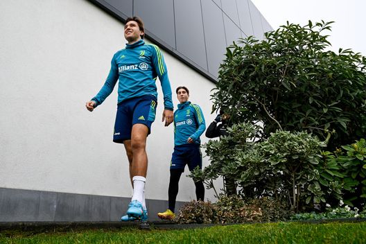 TURIN, ITALY - DECEMBER 10: Federico Chiesa of Juventus during a training session at JTC on December 10, 2022 in Turin, Italy. (Photo by Daniele Badolato - Juventus FC/Juventus FC via Getty Images) Chiesa