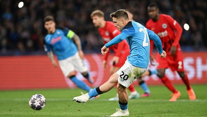 Sirene inglesi per Zielinski: il Napoli gli chiede una risposta immediata - immagine 1