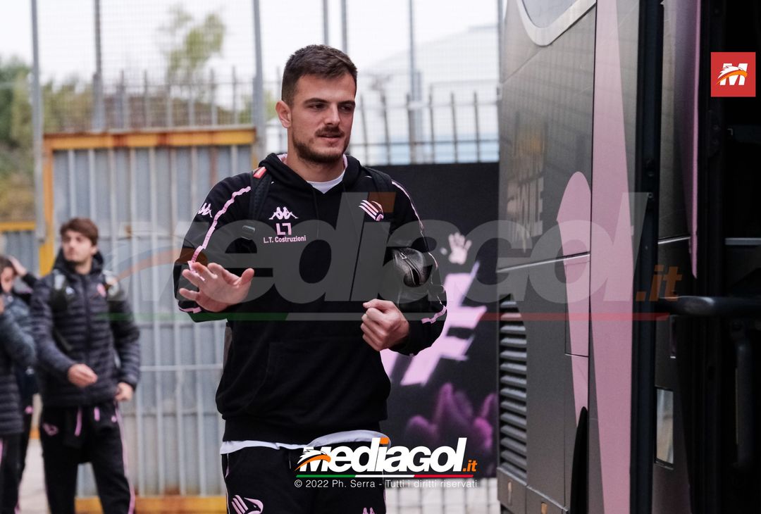 FOTO Spal-Palermo, i rosanero in partenza dallo stadio “Renzo Barbera” (Gallery) - immagine 36