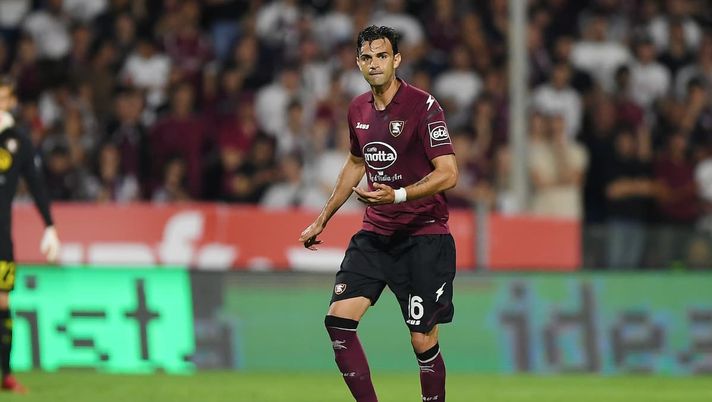 UFFICIALE – Salernitana, risoluzione del contratto per Radovanovic: il comunicato - immagine 1