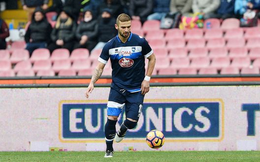 NAPLES, ITALY - JANUARY 15:  Dario Zuparic of Pescara Calcio in action during the Serie A match between SSC Napoli and Pescara Calcio at Stadio San Paolo on January 15, 2017 in Naples, Italy.  (Photo by Francesco Pecoraro/Getty Images) 
