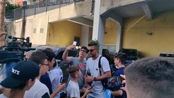 LIVE – In clinica arriva Milinkovic-Savic, i tifosi gli chiedono di restare – FOTO & VIDEO