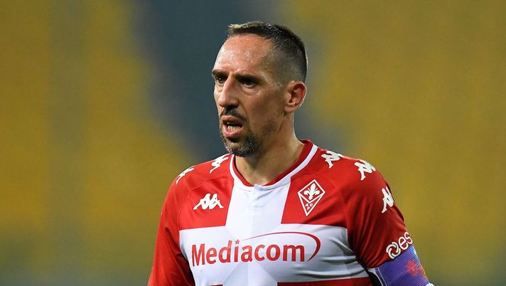 Fiorentina-Ribery, capolinea. Il club &#8220;ufficializza&#8221; l&#8217;addio sui social 