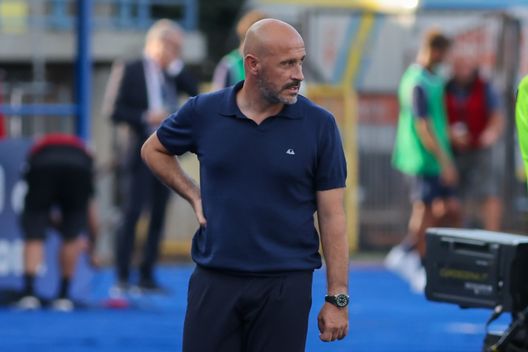 GERMOGLI PH: 21 AGOSTO 2022 EMPOLI STADIO CARLO CASTELLANI SERIE A EMPOLI VS FIORENTINA NELLA FOTO MISTER VINCENZO ITALIANO Italiano (sala stampa): “Jovic arrabbiato per il mancato gol. Ikonè e Dodò…”- immagine 2