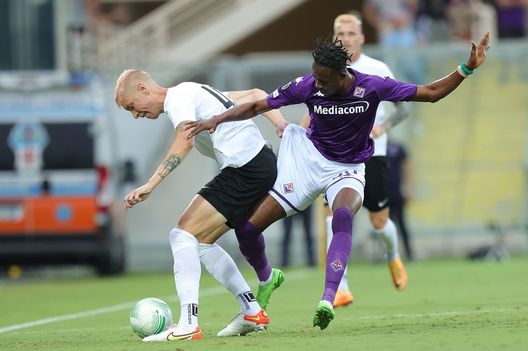 FLORENCE, ITALY - SEPTEMBER 08: Christian Michael Kouakou Kouamé of ACF Fiorentina in action against iga Lipucek of FK RFS during the UEFA Europa Conference League group A match between ACF Fiorentina and RÄ«gas Futbola skola at Stadio Artemio Franchi on September 8, 2022 in Florence, Italy (Photo by Gabriele Maltinti/Getty Images) Verso Riga-Fiorentina: “Il pubblico lettone non sarà un fattore”- immagine 2