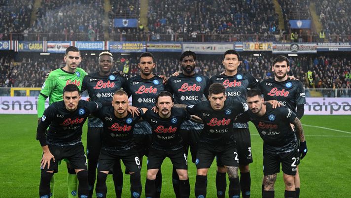 Kvara e Kim oro di Napoli:  il valore della rosa azzurra schizzato alle stelle - immagine 1