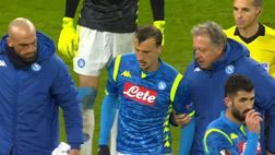 Salisburgo Napoli 2-1, infortunio per Chiriches. Lascia il campo in barella