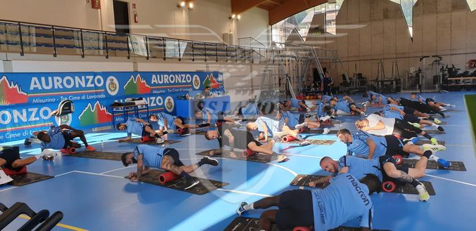Primo allenamento in palestra per la Lazio ad Auronzo Primo allenamento in palestra per la Lazio ad Auronzo