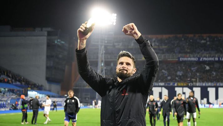 ZAGREB, CROATIA - OCTOBER 25: Olivier Giroud of AC Milan celebrates their side's win after the final whistle of the UEFA Champions League group E match between Dinamo Zagreb and AC Milan at Stadion Maksimir on October 25, 2022 in Zagreb, Croatia. (Photo by Jurij Kodrun/Getty Images) Giroud: “Felice per il rigore, avevo bisogno di questo gol per la fiducia” - immagine 1