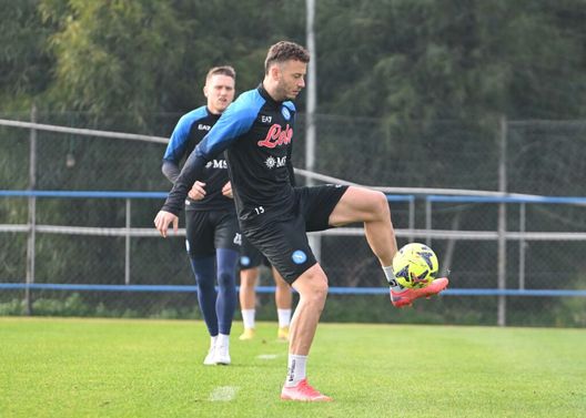 Foto SSC Napoli Napoli-Juve: sorprese in vista? La squadra si allena segretamente…- immagine 2