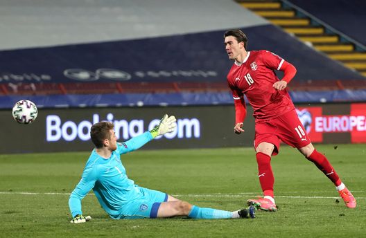 BELGRADE, SERBIA - MARCH 24: Dusan Vlahovic of Serbia is challenged by Mark Travers of Republic of Ireland during the FIFA World Cup 2022 Qatar qualifying match between Serbia and Republic of Ireland on March 24, 2021 in Belgrade, Serbia. Sporting stadiums around Serbia remain under strict restrictions due to the Coronavirus Pandemic as Government social distancing laws prohibit fans inside venues resulting in games being played behind closed doors. (Photo by Srdjan Stevanovic/Getty Images) BELGRADE, SERBIA - MARCH 24: Dusan Vlahovic of Serbia is challenged by Mark Travers of Republic of Ireland during the FIFA World Cup 2022 Qatar qualifying match between Serbia and Republic of Ireland on March 24, 2021 in Belgrade, Serbia. Sporting stadiums around Serbia remain under strict restrictions due to the Coronavirus Pandemic as Government social distancing laws prohibit fans inside venues resulting in games being played behind closed doors. (Photo by Srdjan Stevanovic/Getty Images)