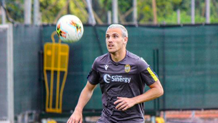 Instagram @Hellas Verona  Instagram @Hellas Verona