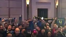 VIDEO / Zanetti a Giacarta per Inter Academy: i tifosi indonesiani cantano per lui