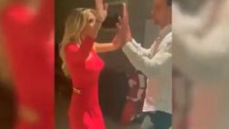 VIDEO / Michela Persico saluta l’anno in rosso. Il ballo di Rugani è uno spasso