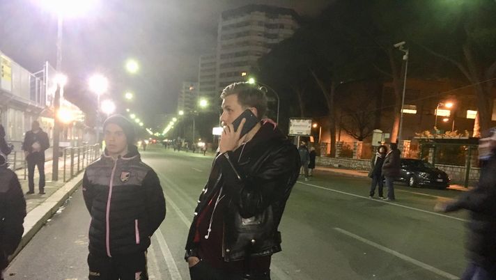 Palermo, Gunnarsson resta un mistero: il norvegese ha un contratto fino al 2020, ma valuta le alternative… Palermo, Gunnarsson resta un mistero: il norvegese ha un contratto fino al 2020, ma valuta le alternative…