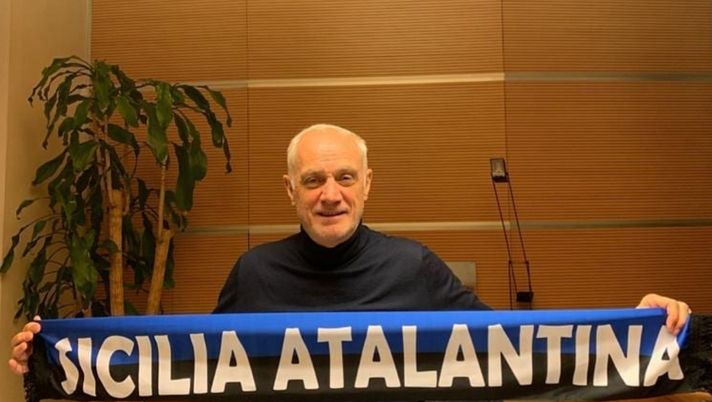 Il presidente Percassi in posa per il profilo Instagram @sicilia_atalantina Il presidente Percassi in posa per il profilo Instagram @sicilia_atalantina