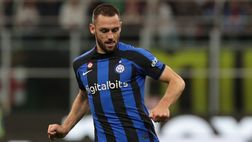 Inter, nuovo traguardo per De Vrij: a Napoli la 200ª presenza in nerazzurro