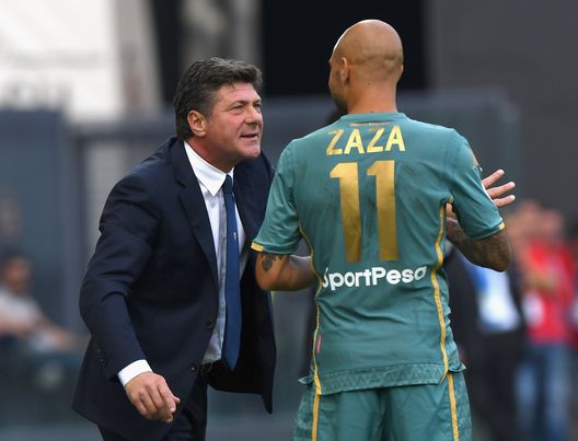 UDINE, ITALY - SEPTEMBER 16: Walter Mazzarri head coach of Torino FC issues instructions to Simone Zaza of Torino FC during the serie A match between Udinese and Torino FC at Stadio Friuli on September 16, 2018 in Udine, Italy. (Photo by Alessandro Sabattini/Getty Images) UDINE, ITALY - SEPTEMBER 16: Walter Mazzarri head coach of Torino FC issues instructions to Simone Zaza of Torino FC during the serie A match between Udinese and Torino FC at Stadio Friuli on September 16, 2018 in Udine, Italy. (Photo by Alessandro Sabattini/Getty Images)