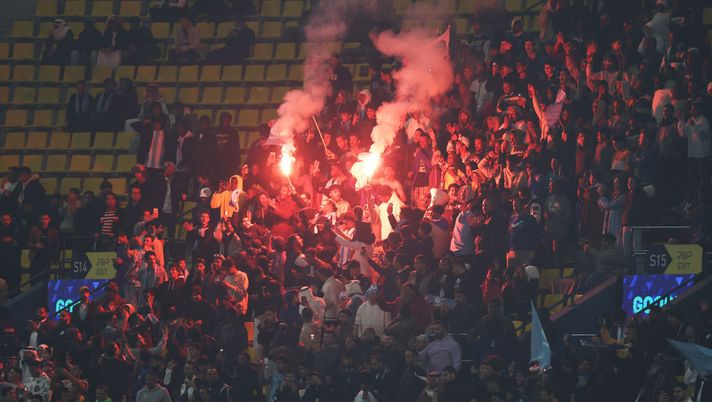 Supercoppa italiana, a Riad spunta un enorme striscione antilaziale – FOTO - immagine 1