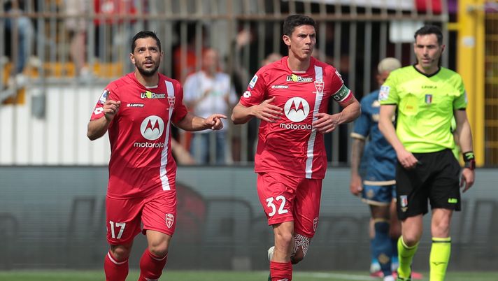 Monza, che euforia post Fiorentina! Festeggiamenti e allenamento aperto - immagine 1