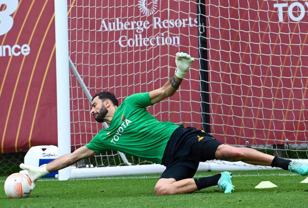 Primo allenamento in vista del Bayer: a parte Smalling e Dybala – FOTO GALLERY - immagine 9