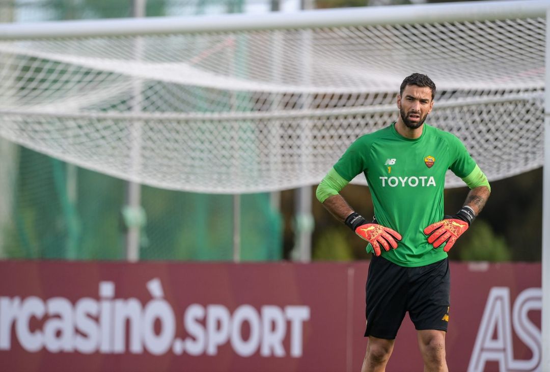 Roma, c’è Wijnaldum in gruppo. E torna anche Rui Patricio – FOTO GALLERY - immagine 11