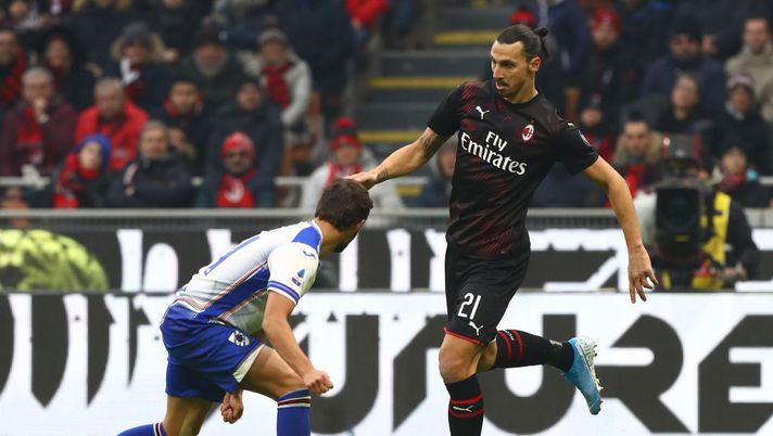MILAN, ITALY - JANUARY 06: Zlatan Ibrahimovic of AC Milan in action during the Serie A match between AC Milan and UC Sampdoria at Stadio Giuseppe Meazza on January 6, 2020 in Milan, Italy. (Photo by Marco Luzzani/Getty Images) MILAN, ITALY - JANUARY 06: Zlatan Ibrahimovic of AC Milan in action during the Serie A match between AC Milan and UC Sampdoria at Stadio Giuseppe Meazza on January 6, 2020 in Milan, Italy. (Photo by Marco Luzzani/Getty Images)