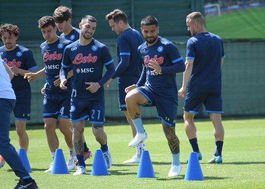 (Getty Images) UFFICIALE – Lozano si è operato alla spalla destra: le condizioni del messicano- immagine 2
